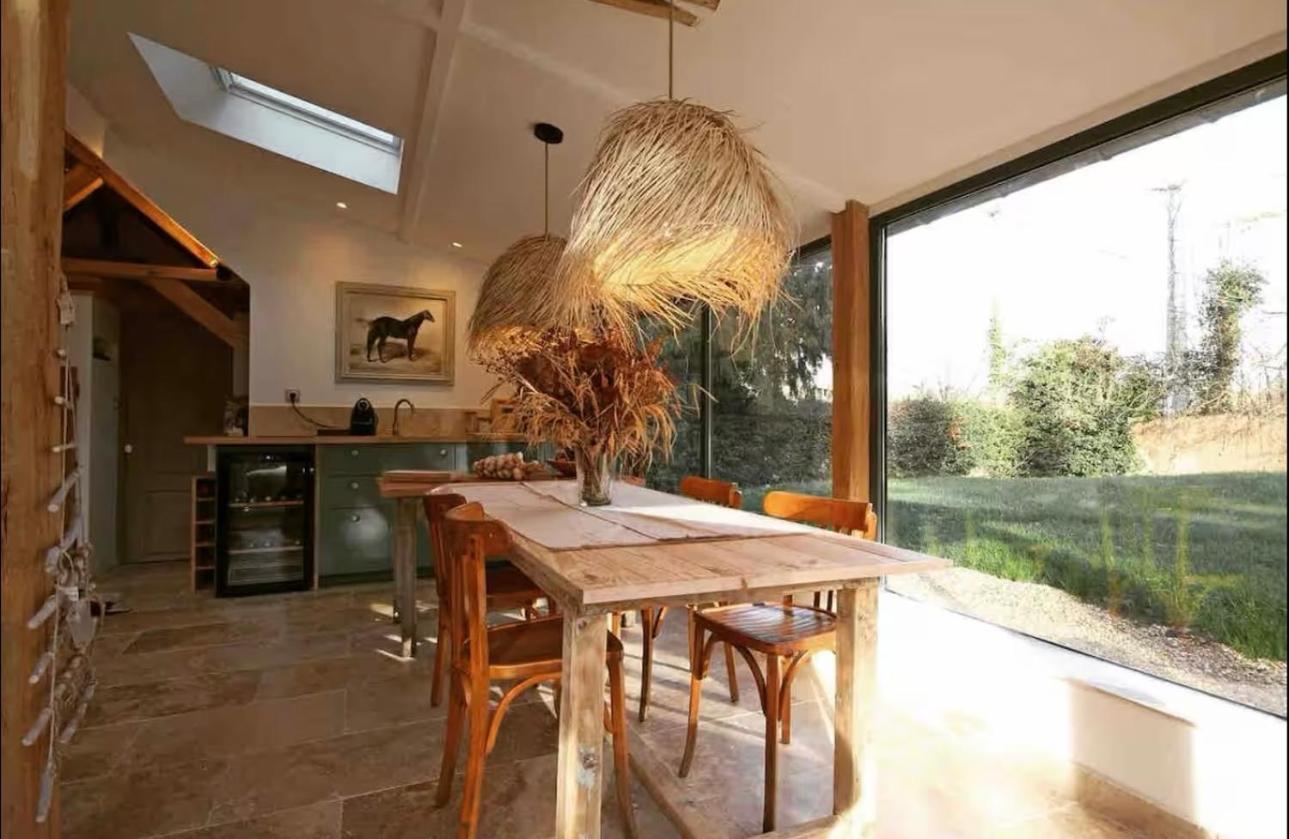Cottage Normand Avec Sa Grande Piscine Chauffee Toute L Annee Sur Parc Arbore Et Clos En Plein Coeur De La Campagne Adapte Aux Kids Et Dog Friendly Saint-Antonin-de-Sommaire Exterior foto